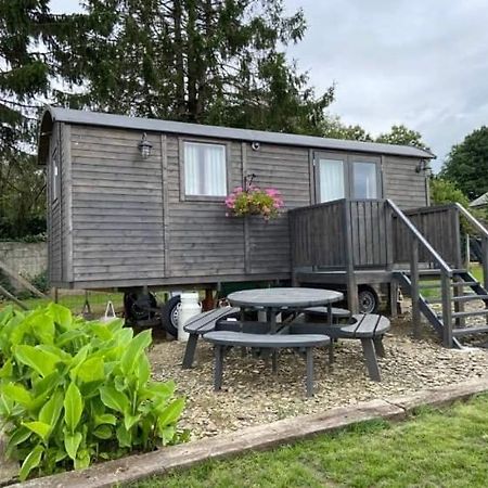 Pipowagen Monceau-En-Ardenne Villa Bièvre Dış mekan fotoğraf